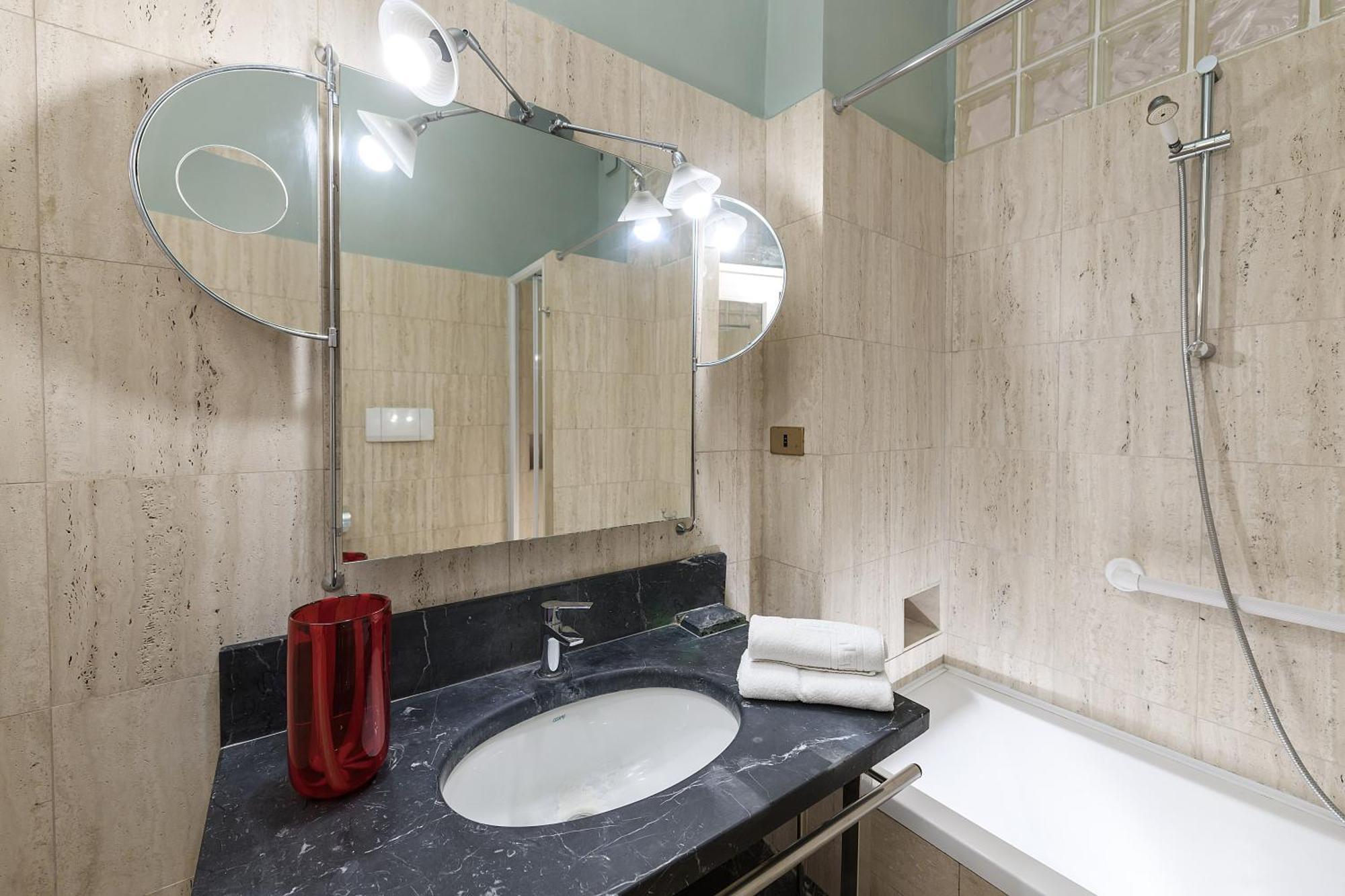 Appartement Bernini Al Borgo à Rome Extérieur photo